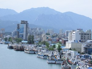 Sokcho..surrounded by the stunning mountains of Sereoksan.